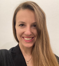 kamila_rohelova_headshot_220x225